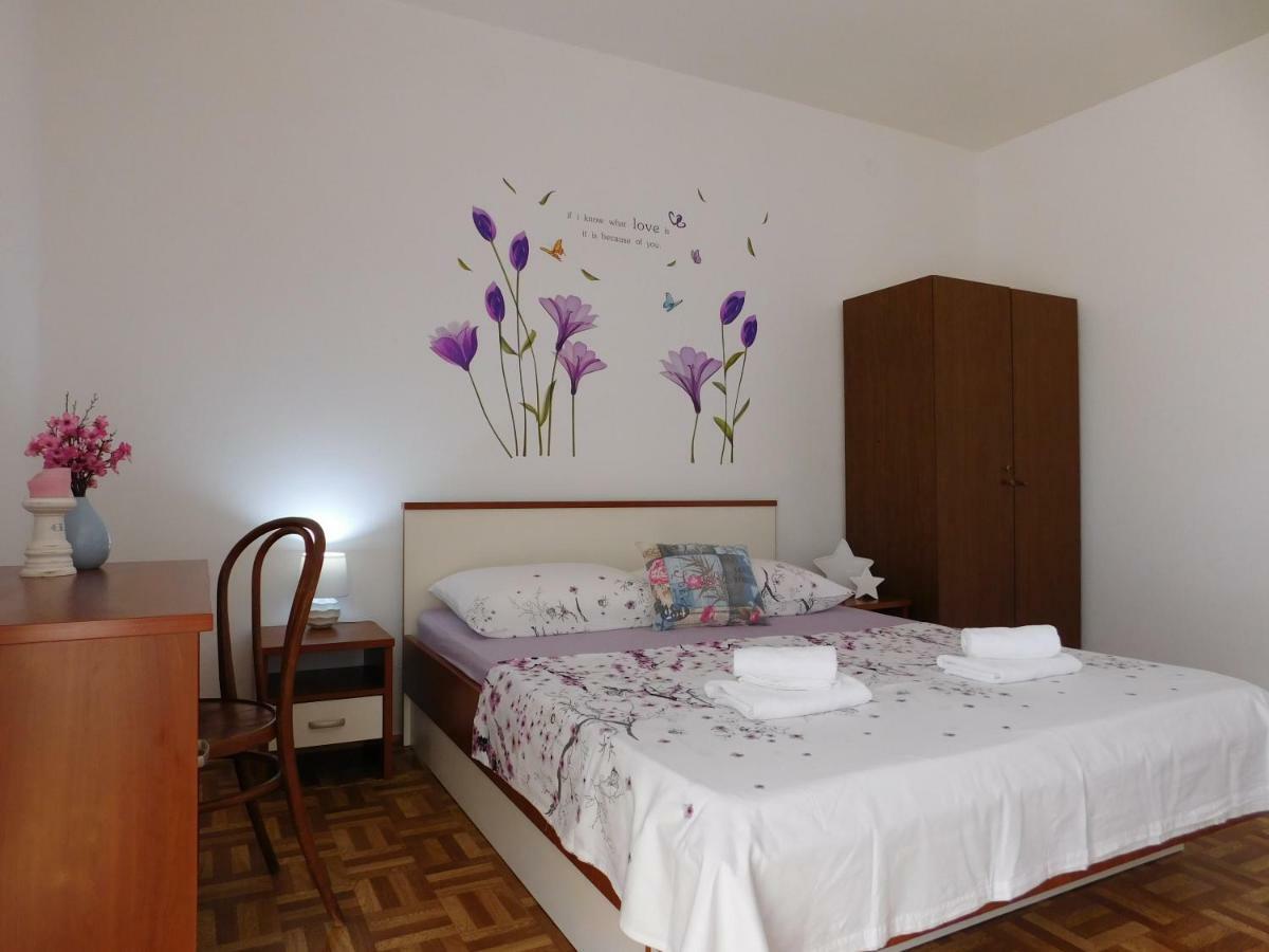 Guest House Ivanka Χβαρ Εξωτερικό φωτογραφία