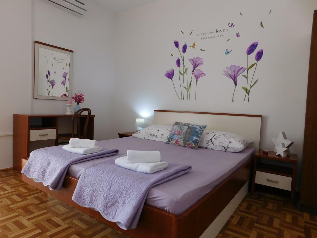 Guest House Ivanka Χβαρ Εξωτερικό φωτογραφία
