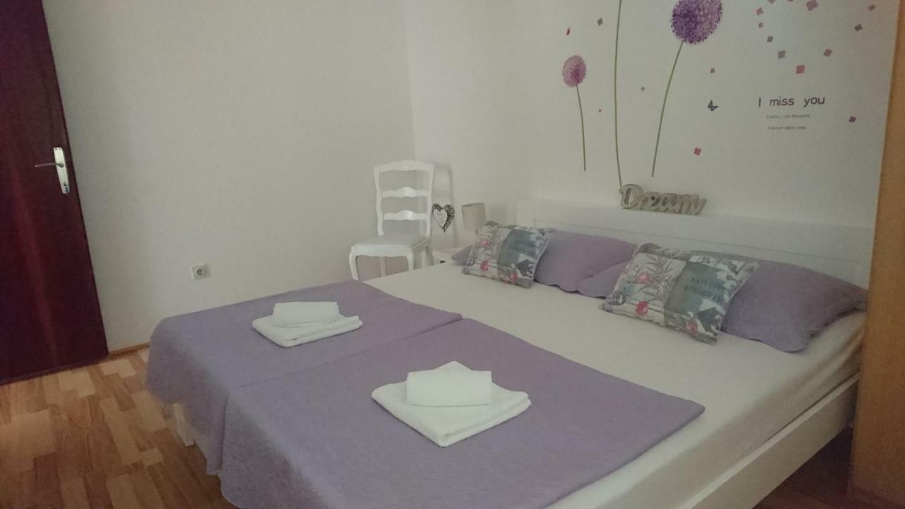 Guest House Ivanka Χβαρ Εξωτερικό φωτογραφία
